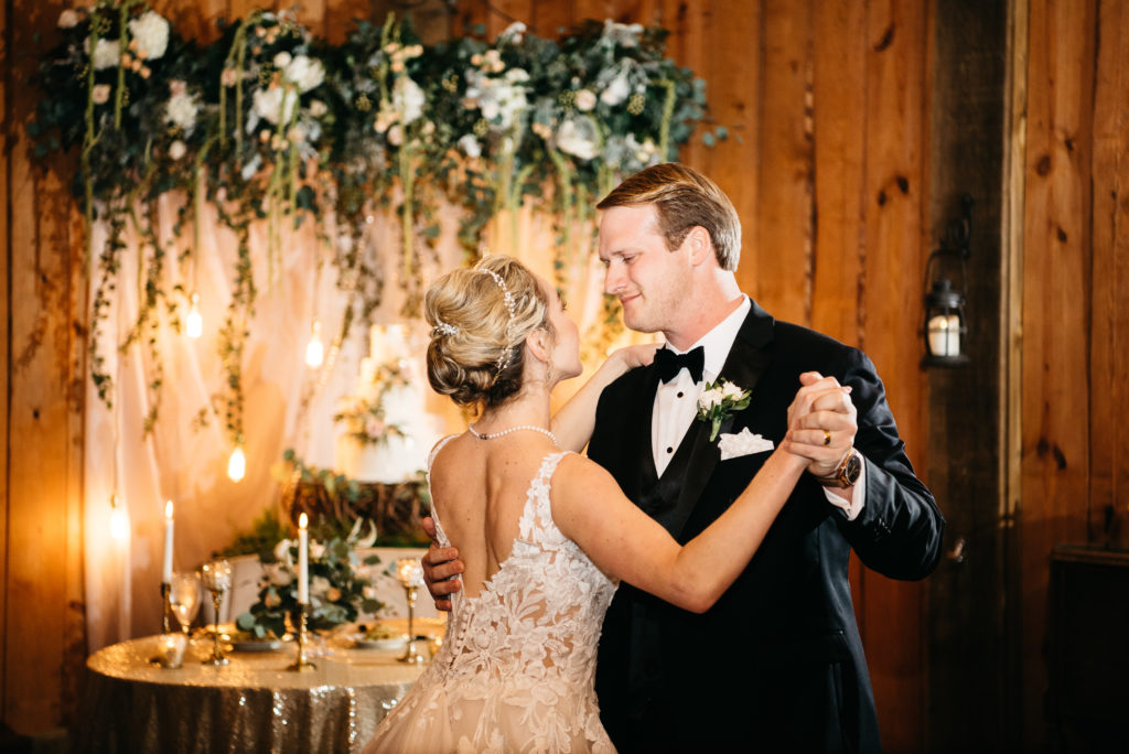 bride and groom first dance at pine knoll farms appling ga 